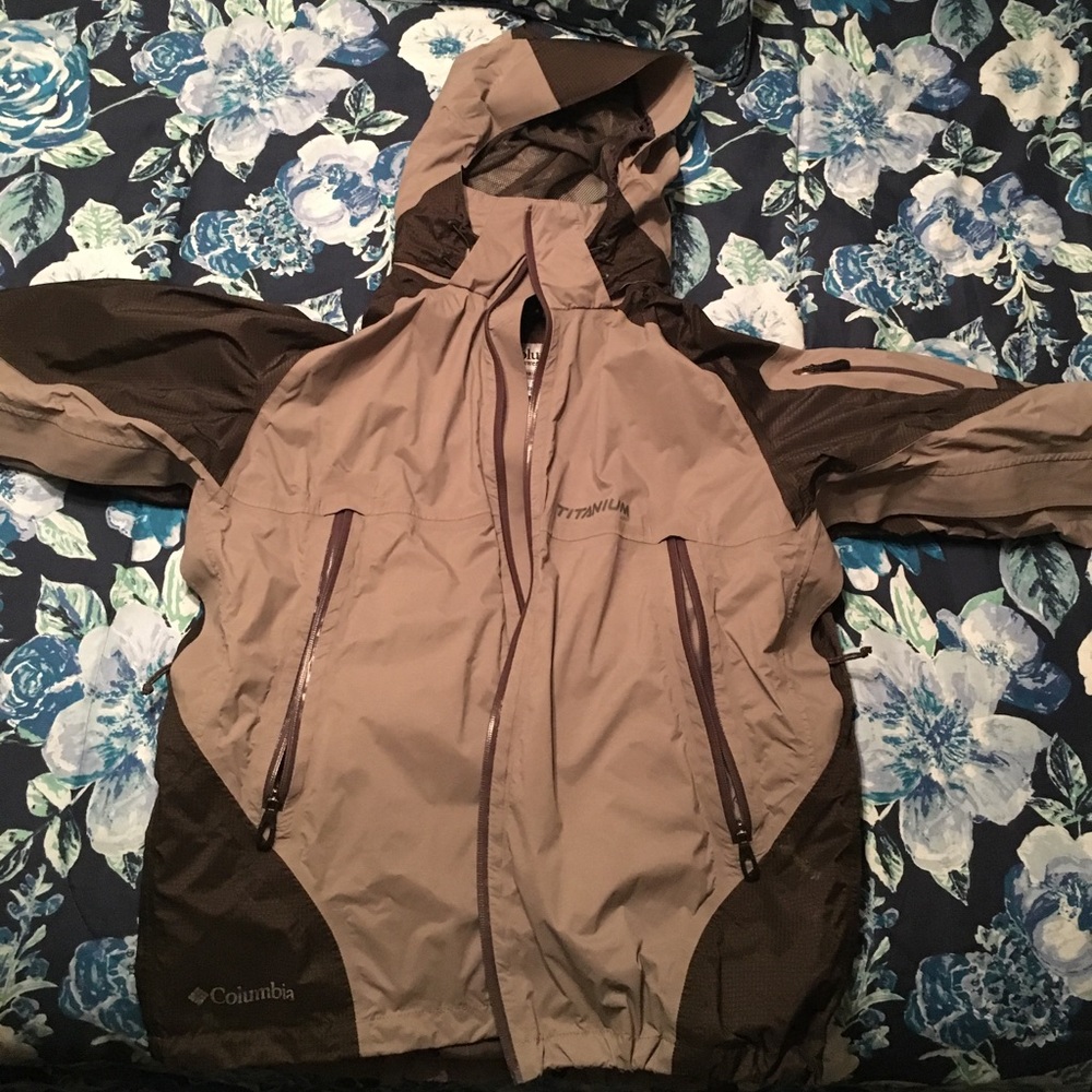 Columbia Titanium Rain jacket